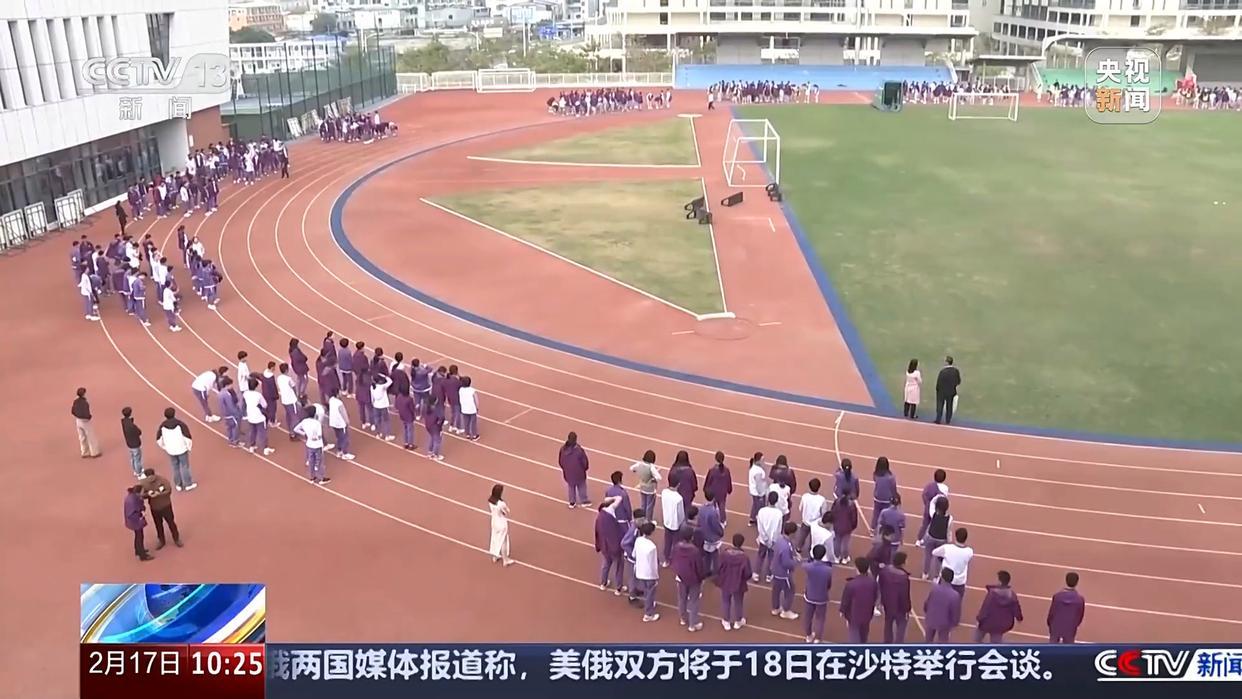 正是在这样