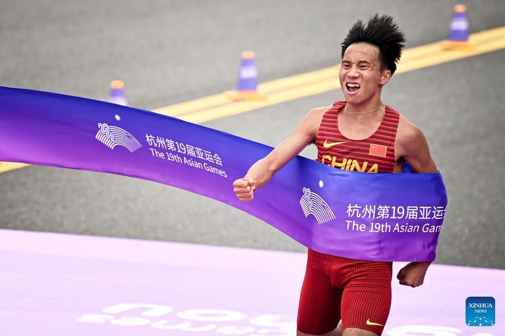 乐部的商业